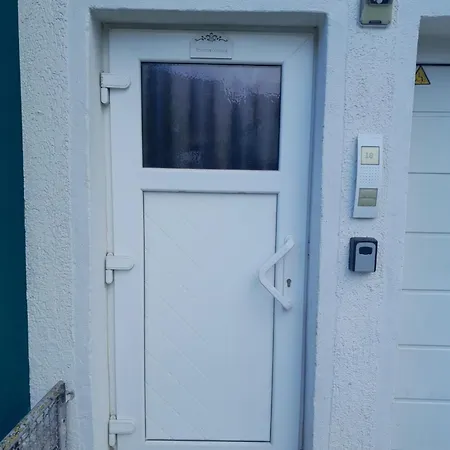 Charmante Doppelhaushälfte Apartment *